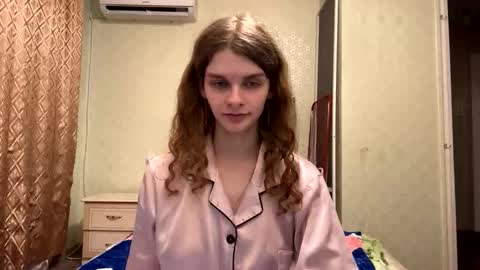 cute_kitte online show from September 30, 6:40 pm