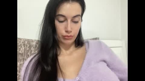 cute_kriss94 online show from November 10, 3:48 pm