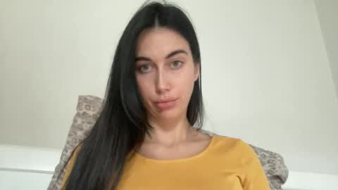 Snapshot of cute_kriss94 chatting on October 28, 1:34 pm cute_kriss94 online show from October 28, 1:34 pm