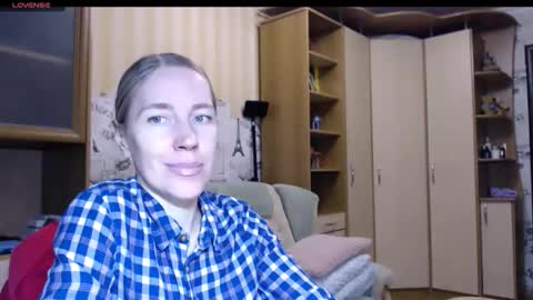 cute_lion_ online show from November 29, 6:04 pm