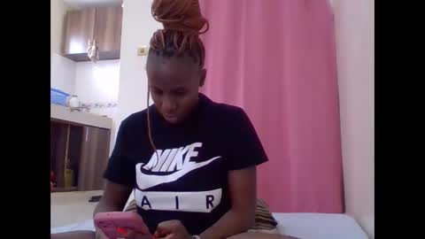 Snapshot of cute_lizah chatting on March 3, 8:49 am cute_lizah online show from March 3, 8:49 am