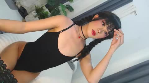 Jane online show from April 14, 9:23 am