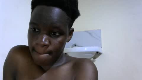 cute_marion online show from October 14, 3:04 pm