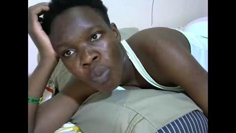 cute_marion online show from October 18, 7:18 pm