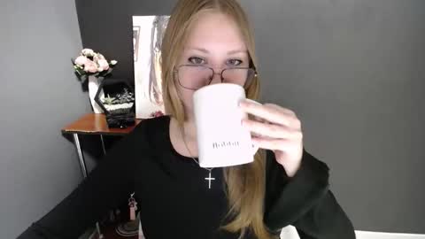 Veronica online show from October 3, 10:23 am