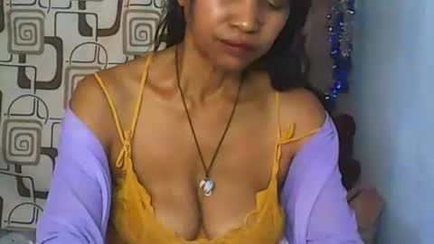 murielle online show from May 27, 8:11 am