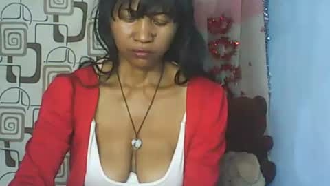 murielle online show from May 17, 2:04 pm