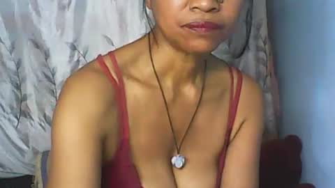 Snapshot of cute_moll chatting on September 18, 8:51 am murielle online show from September 18, 8:51 am