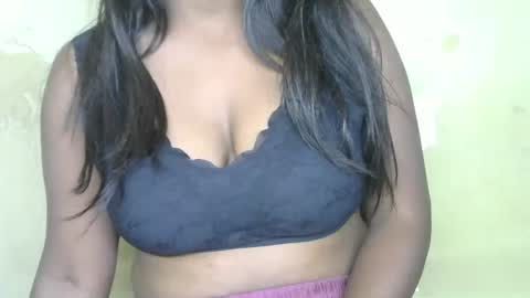 alia online show from November 17, 12:30 pm