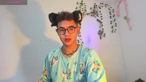 cute_sammy_1 online show from September 10, 5:19 am