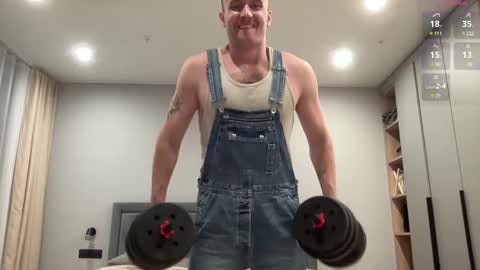 cute_skywalker online show from November 27, 4:25 pm