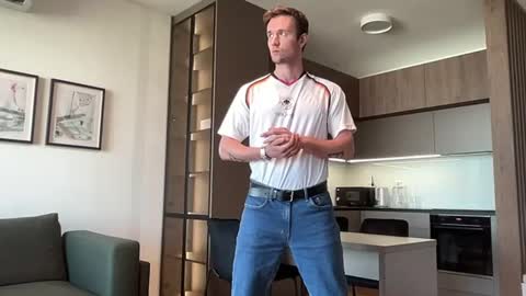 cute_skywalker online show from July 12, 4:21 pm