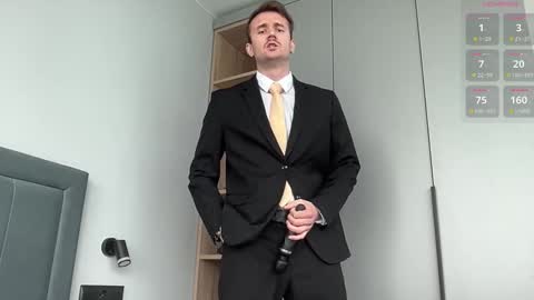 cute_skywalker online show from September 16, 7:55 am