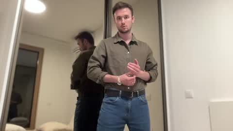cute_skywalker online show from June 17, 6:46 pm