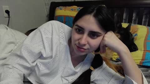 cute_strawberry_ online show from January 8, 7:34 pm