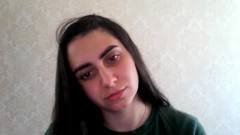 cute_strawberry_ online show from September 30, 6:57 am