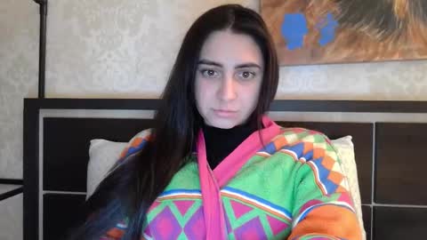 cute_strawberry_ online show from February 26, 3:32 pm