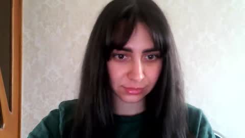 cute_strawberry_ online show from September 29, 6:56 am