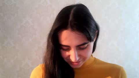 cute_strawberry_ online show from October 9, 8:31 am