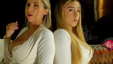 WANNA SEE MORE OF TWINS              online show from July 17, 3:19 am
