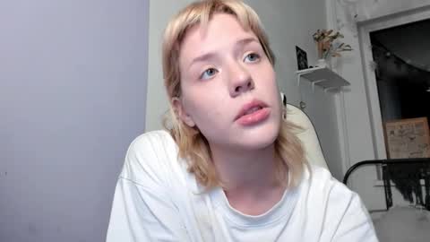 Amy online show from October 3, 2:14 pm