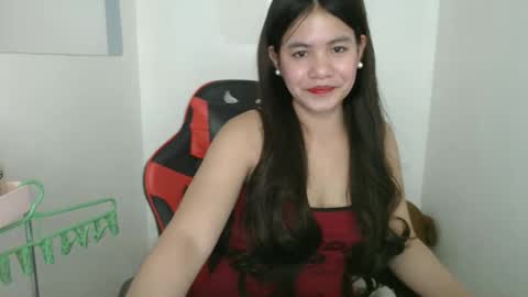 Snapshot of cutecindy2000 chatting on March 11, 2:53 am cutecindy2000 online show from March 11, 2:53 am