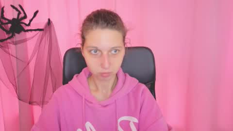 Elli online show from October 27, 11:10 am