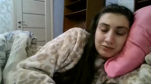 cutekattie online show from November 28, 5:48 am