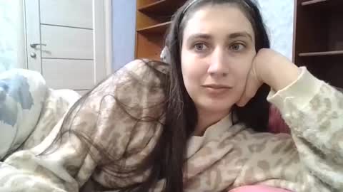 cutekattie online show from November 19, 8:57 am