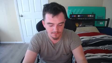 cutelittlepumpkin online show from April 16, 9:50 pm