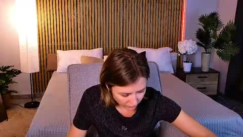 cutemirage online show from June 5, 2:55 pm