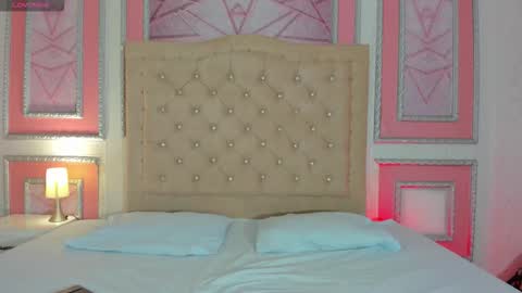 cutenaked_ online show from February 5, 11:47 am