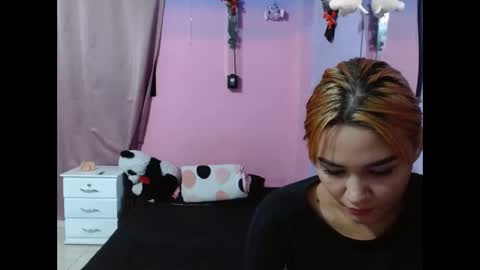 cuterouss online show from February 16, 3:37 am