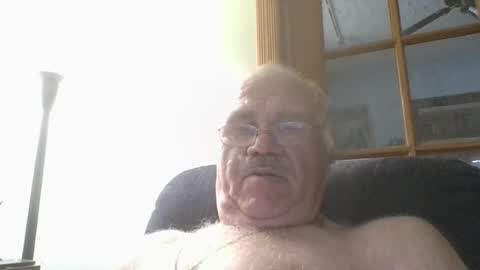 cutesexytony2460 online show from August 2, 5:37 pm