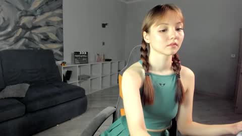 Julia online show from September 24, 2:46 pm