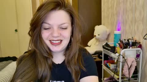 cutewhip online show from September 15, 6:31 pm