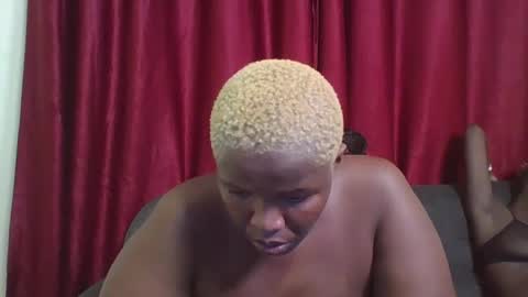 Snapshot of cutey_mellanin chatting on March 9, 4:11 pm cutey_mellanin online show from March 9, 4:11 pm