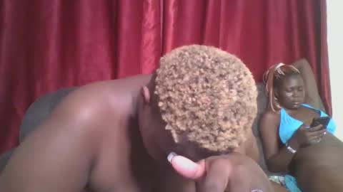 Snapshot of cutey_mellanin chatting on February 10, 2:16 pm cutey_mellanin online show from February 10, 2:16 pm