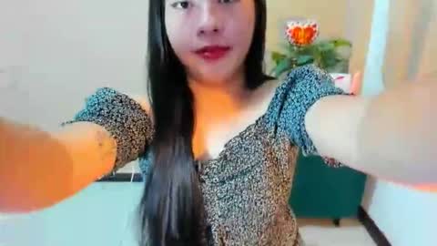 cutie_asianwoman online show from October 4, 8:23 am