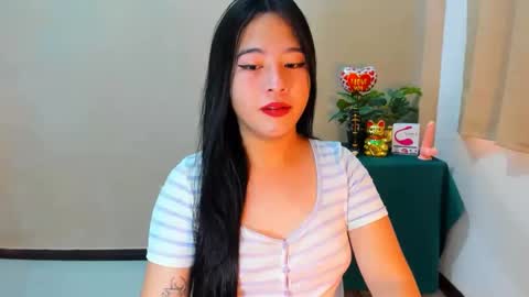 cutie_asianwoman online show from September 24, 7:04 am