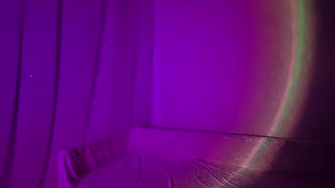 cutie_xoxo_ online show from March 30, 8:09 pm