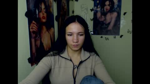 Emma online show from November 4, 1:34 pm