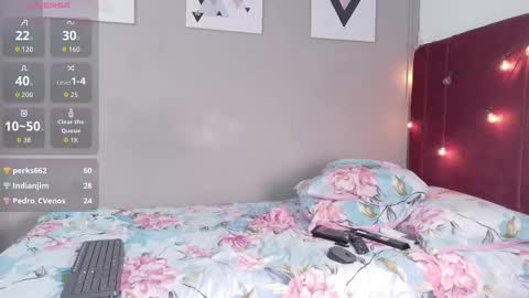 Kiara  online show from February 26, 8:12 pm