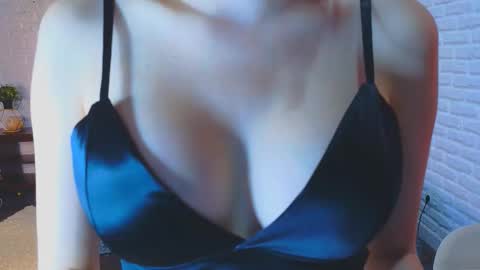 Snapshot of cuty_katy chatting on September 22, 5:22 am Kate online show from September 22, 5:22 am
