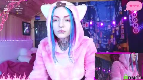Snapshot of cybernekko chatting on December 28, 4:19 am Neko online show from December 28, 4:19 am