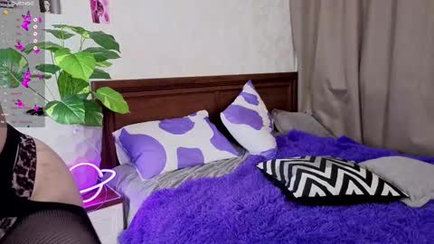 cycloidnest online show from November 16, 7:38 pm