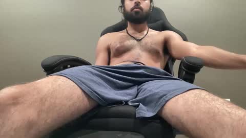 Cylus X online show from April 29, 10:47 pm
