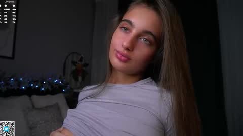 Isabella online show from January 17, 1:26 am