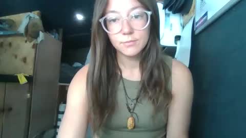 d3sert_moon online show from December 3, 5:57 pm
