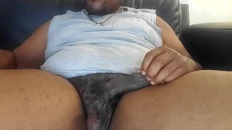 Saucy papi online show from April 11, 9:30 pm